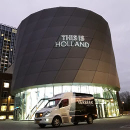 VerlichteGevelreclame_ThisIsHolland_Amsterdam
