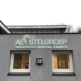 Gevelreclame_Aemstelgroep_Amstelveen